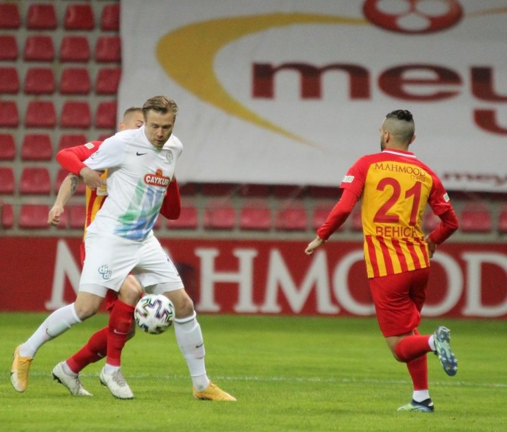 Süper Lig: Kayserispor: 0 - Çaykur Rizespor: 0 (Maç devam ediyor)