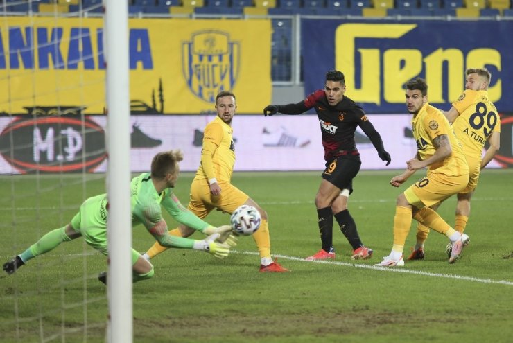Süper Lig: MKE Ankaragücü: 2 - Galatasaray: 1 (Maç sonucu)