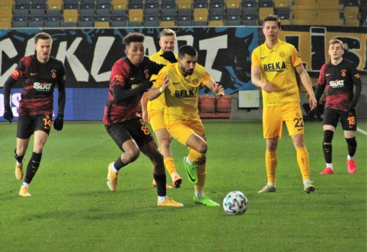 Süper Lig: MKE Ankaragücü: 2 - Galatasaray: 1 (Maç sonucu)