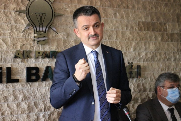 Bakan Pakdemirli: "Pancar ve şeker üretiminde tüm zamanların rekoru kırıldı"