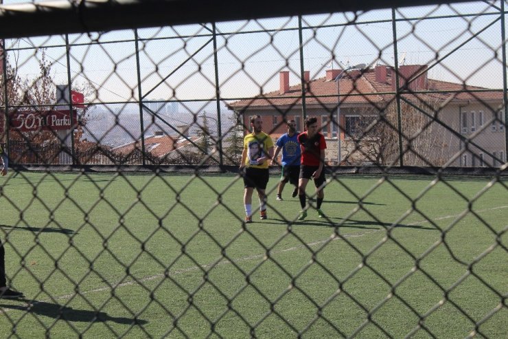 Halı sahalar açıldı vatandaşlar işletmelere akın etti