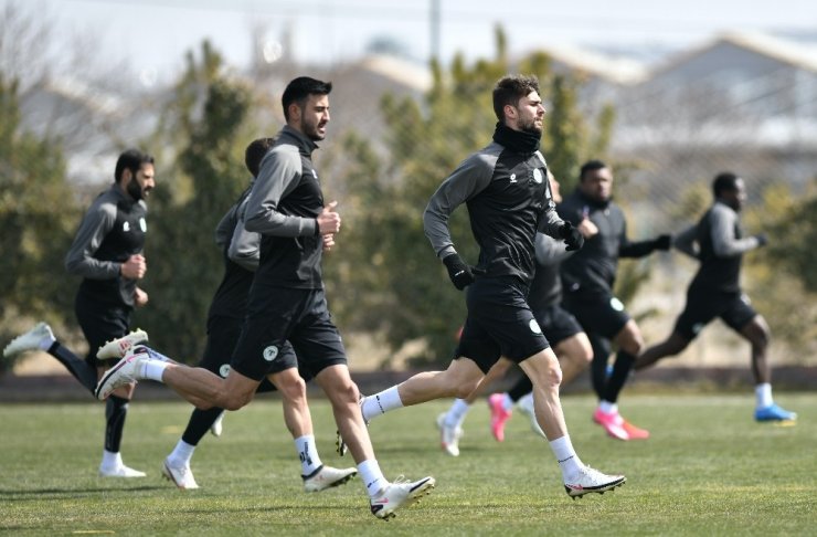 Konyaspor, Kasımpaşa maçı hazırlıklarına başladı