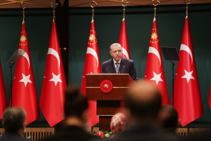 Cumhurbaşkanı Erdoğan: "Şehirlerimizdeki mevcut uygulamayı bir süre daha sürdürme ve gelişmeleri yakın takip etme kararı aldık"