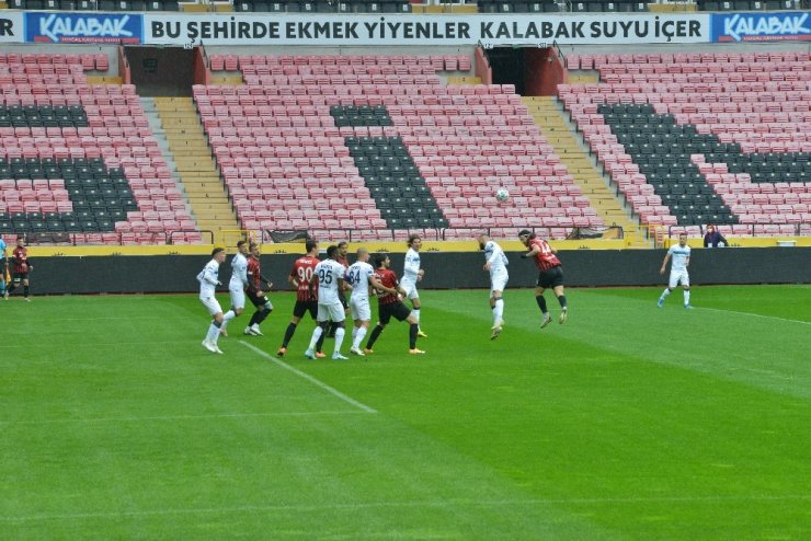 TFF 1. Lig: Eskişehirspor: 1 - Adana Demirspor: 1