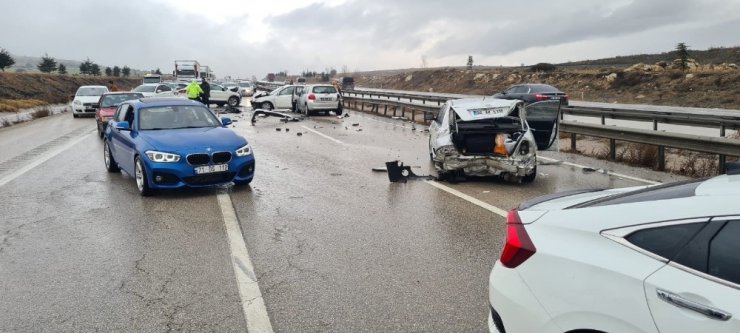 elazığ at yarışı tahminleri Anadolu Otoyolu'nun Bolu geçişinde 58 araç birbirine girdi! 2 ...