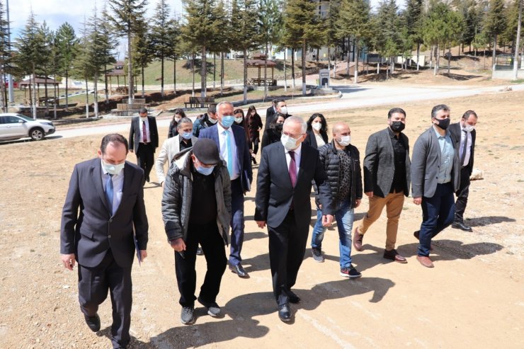 Rektör Namık Ak, Ermenek’teki akademik birimleri inceledi