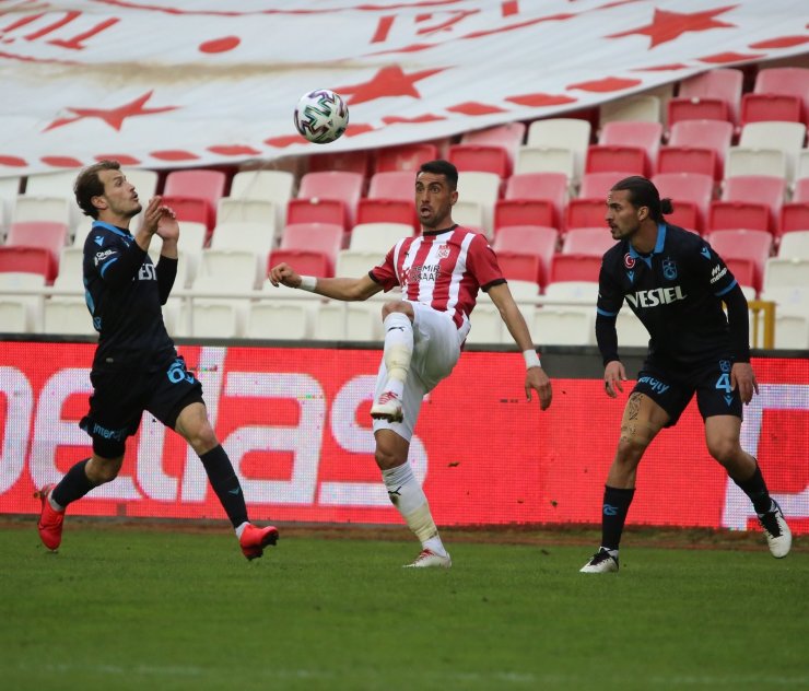 Süper Lig: DG Sivasspor: 0 - Trabzonspor: 0 (Maç sonucu)