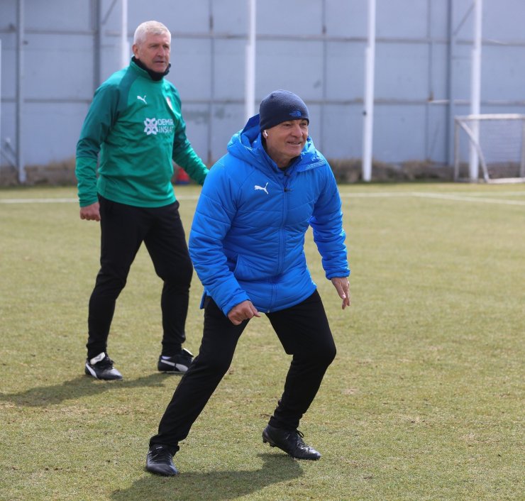 Sivasspor ara vermedi