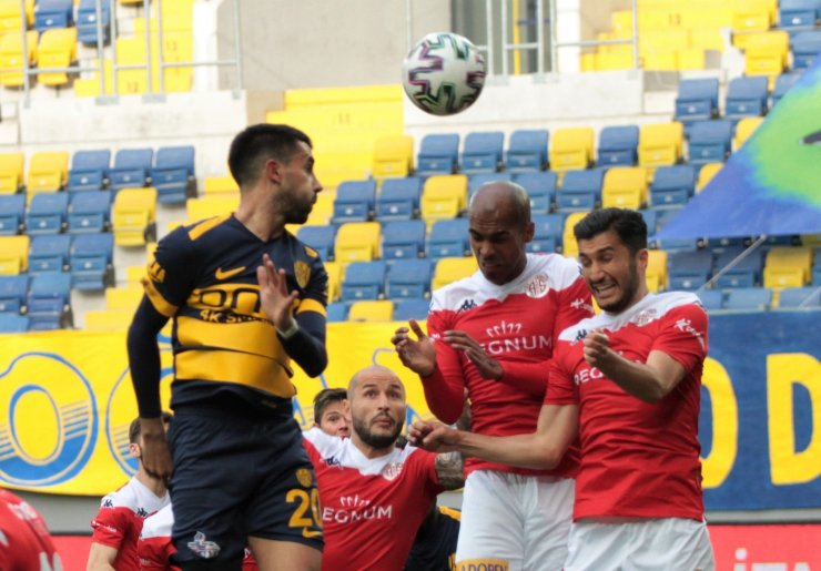 Süper Lig: MKE Ankaragücü: 1 - Fraport Tav Antalyaspor: 0 (Maç sonucu)