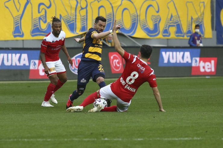 Süper Lig: MKE Ankaragücü: 1 - Fraport Tav Antalyaspor: 0 (Maç sonucu)
