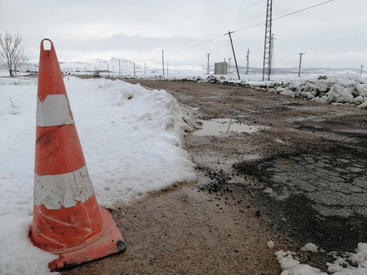 Aksaray’da kapanan köy yolları trafiğe açıldı