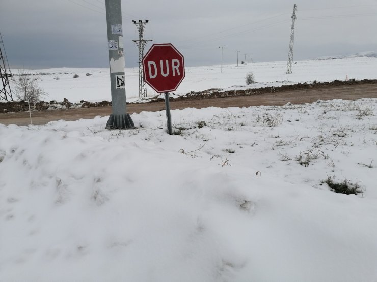 Aksaray’da kapanan köy yolları trafiğe açıldı