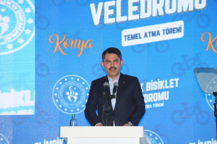 Bakan Kasapoğlu: “Başta kadınlar olmak üzere halkın spora erişimini önemsiyoruz”