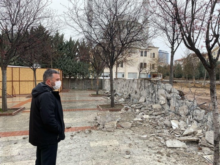 Pursaklar’a yeni meydan çok yakışacak