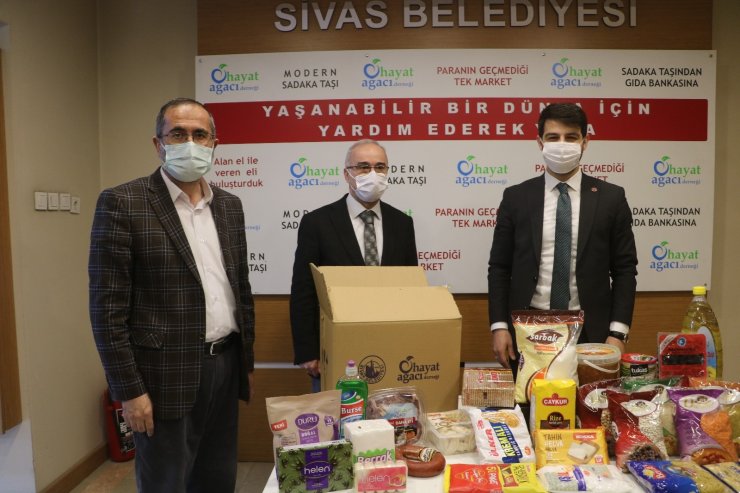 Teması sıfıra indirmek için Ramazan kolisi başvuruları whatsapp üzerinden alınıyor