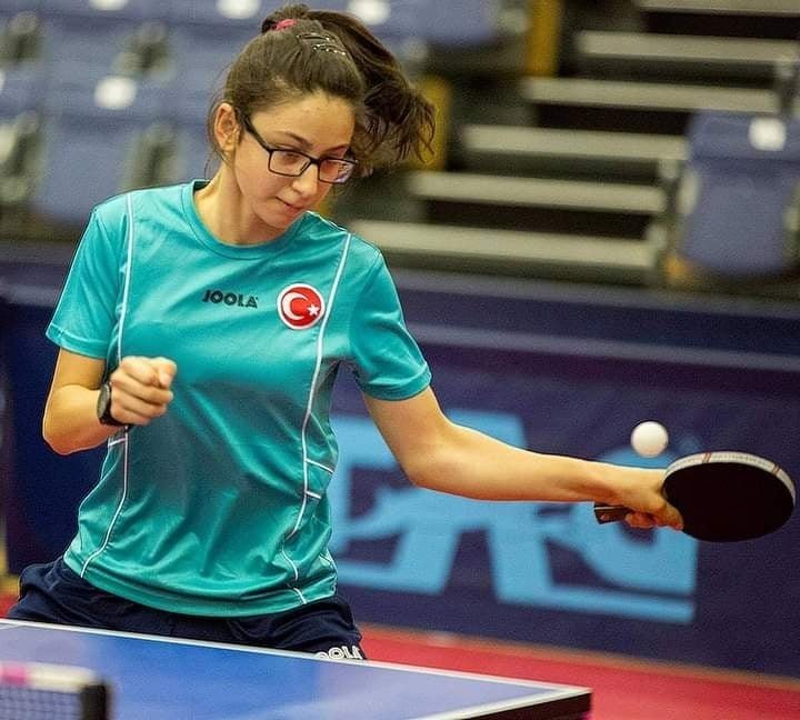 Özge Yılmaz’dan dünya sıralaması rekoru