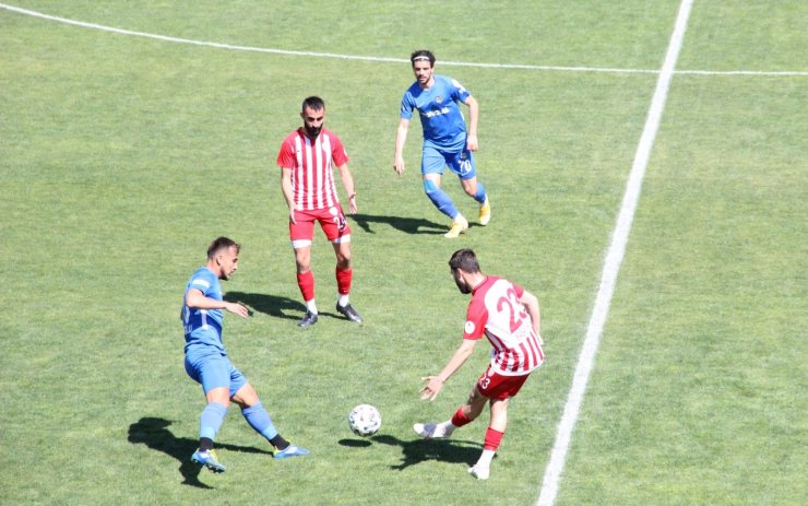 3. Lig: Karaman Belediyespor: 1 - Nazilli Belediyespor: 2