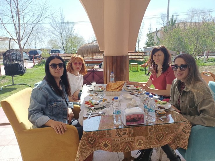 Ukraynalı turistlerden Sultan Sazlığı Kuş Cenneti’ne ziyaret