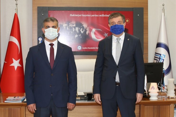 ÇAKÜ Rektörü Prof. Dr. Harun Çiftçi görevine başladı