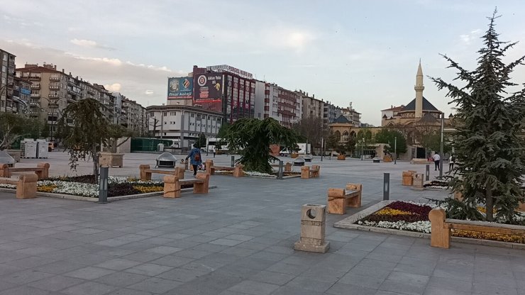 Kırşehir tam kapanmanın başlamasıyla sessizliğe büründü
