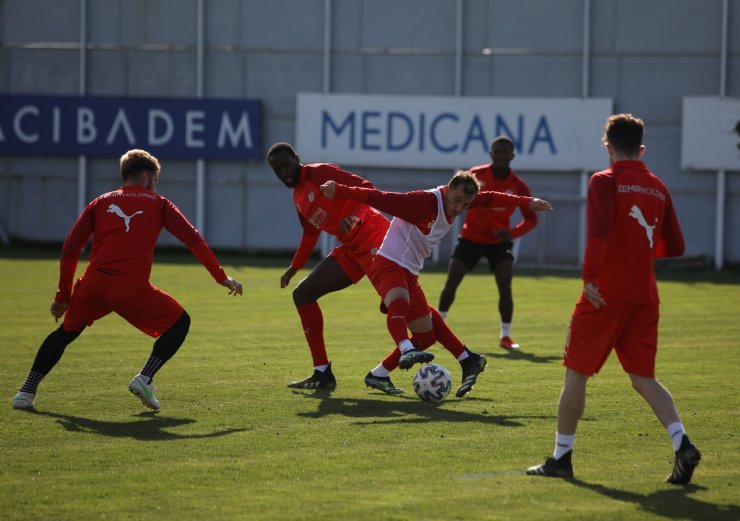 Sivasspor’da neşeli antrenman