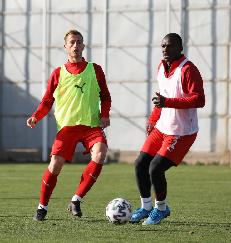 Sivasspor’da neşeli antrenman