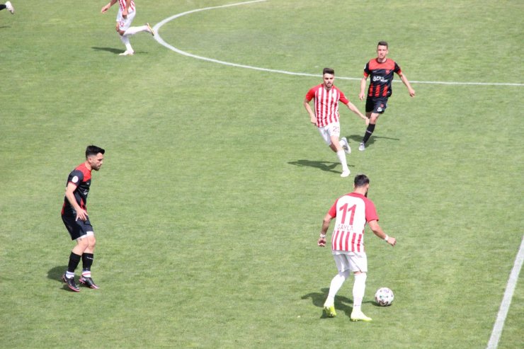 3. Lig: Karaman Belediyespor: 5 - Yozgatspor 1959 FK: 0