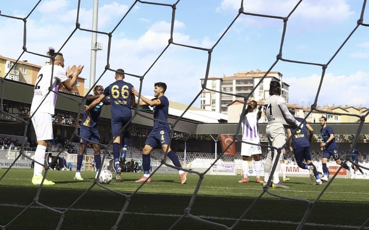 TFF 1. Lig: Ankara Keçiörengücü: 4 - Menemenspor: 1