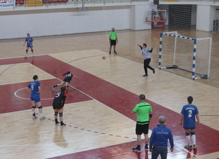 Kadınlar Hentbol Süper Ligi: Sivas Belediyespor: 26 - Anadolu Üniversitesi GSK: 41