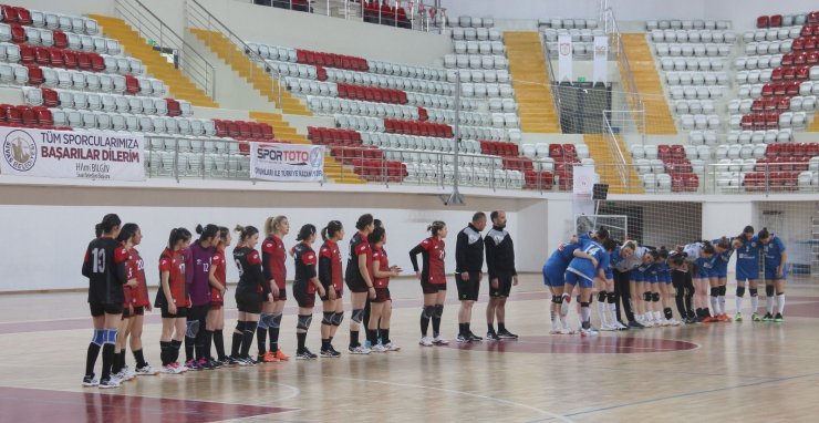 Kadınlar Hentbol Süper Ligi: Sivas Belediyespor: 26 - Anadolu Üniversitesi GSK: 41