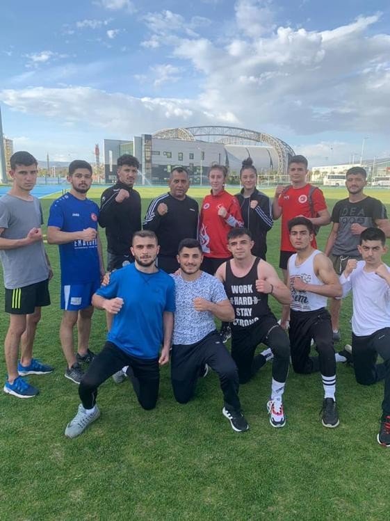 Milli sporcular antrenmanlarına devam ediyor