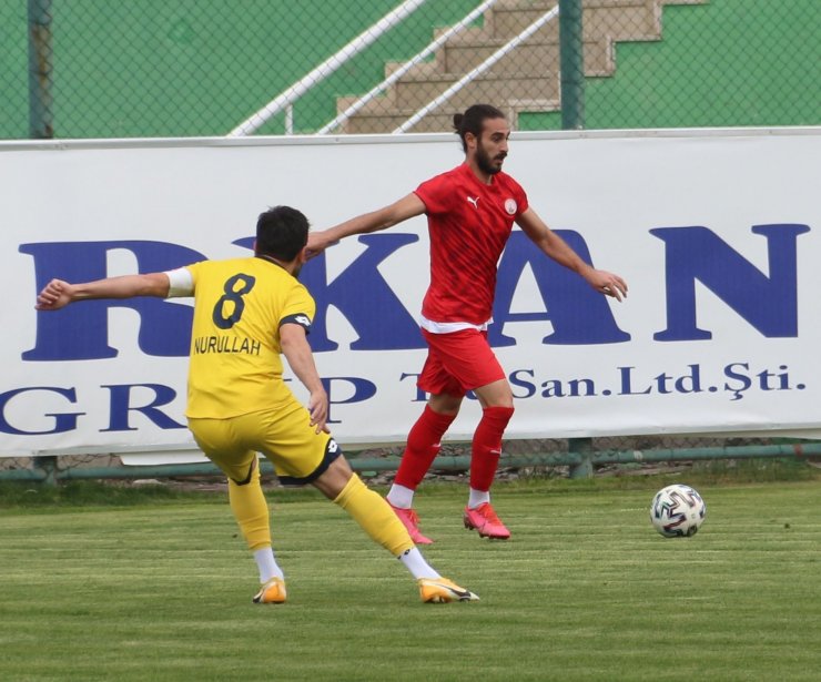 2. Lig: Sivas Belediyespor: 3 - Tarsus İdman Yurdu: 2