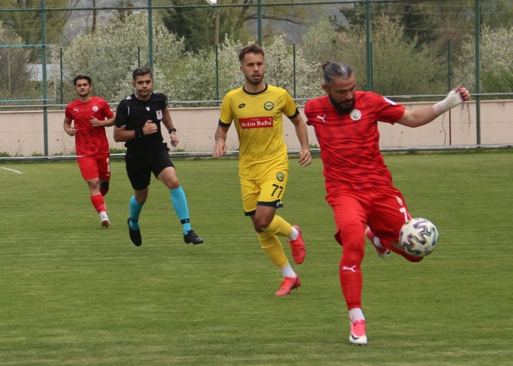2. Lig: Sivas Belediyespor: 3 - Tarsus İdman Yurdu: 2
