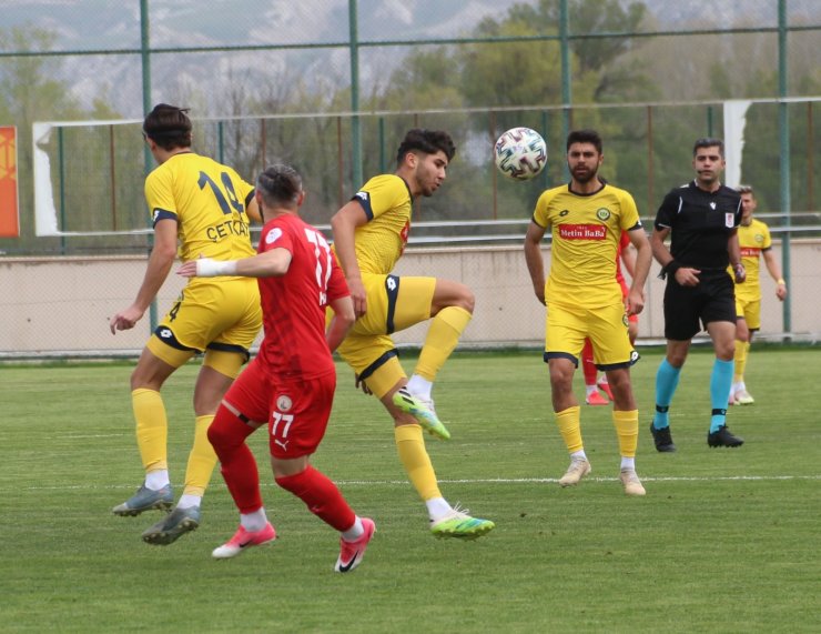 2. Lig: Sivas Belediyespor: 3 - Tarsus İdman Yurdu: 2