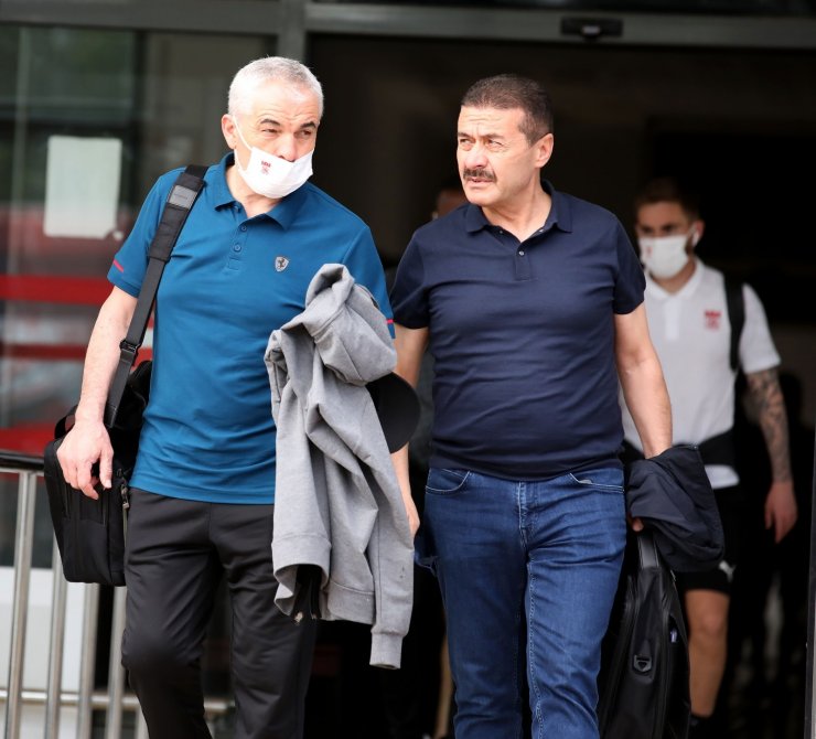 Sivasspor kafilesi Gaziantep’e ulaştı