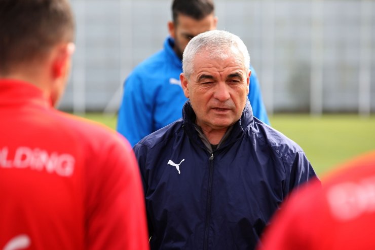 Rıza Çalımbay’ın Gaziantep FK’ya şansı tutuyor