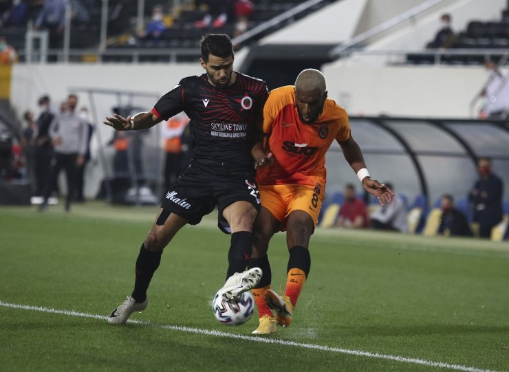 Süper Lig: Gençlerbirliği: 0 - Galatasaray: 1 (İlk yarı)