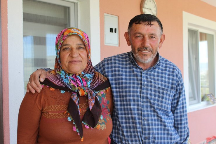 Cumhurbaşkanı’nın ziyaret ettiği çiftçi: “Karşımızdaki Cumhurbaşkanımız değil de abimiz, babamız gibiydi”