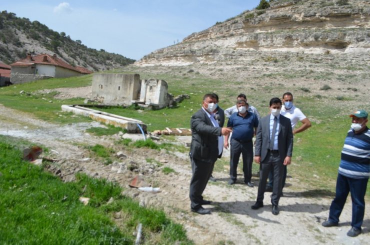Kaymakam Başoğlu ve Başkan Alp alt yapı çalışmaları yerinde inceledi