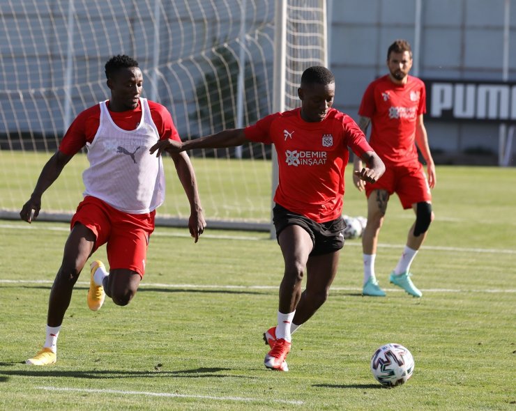 Sivasspor, Başakşehir maçı hazırlıklarına başladı