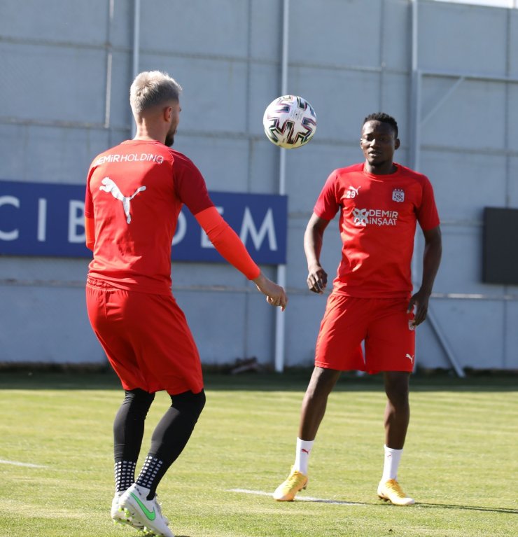 Sivasspor, Başakşehir maçı hazırlıklarına başladı