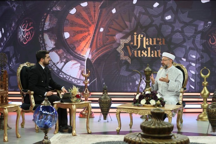 Diyanet İşleri Başkanı Prof. Dr. Ali Erbaş: “Namaza ne kadar önem veriyorsak zekata da o kadar önem vermeliyiz”