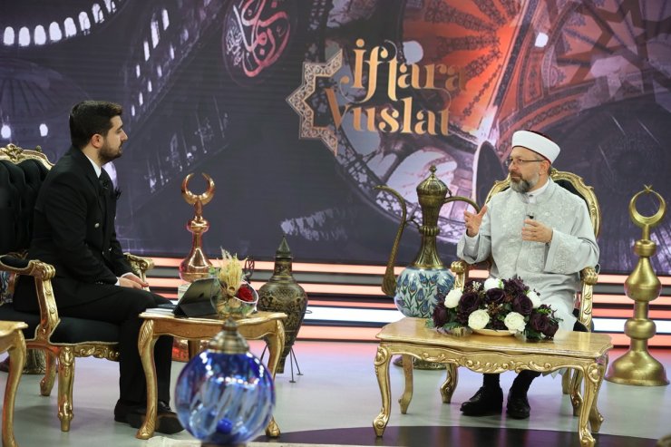 Diyanet İşleri Başkanı Prof. Dr. Ali Erbaş: “Namaza ne kadar önem veriyorsak zekata da o kadar önem vermeliyiz”