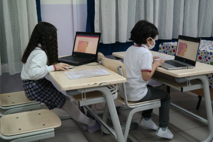 Eskişehir’de 2’nci sınıf öğrencilerinden uluslararası yarışmada 17 birincilik