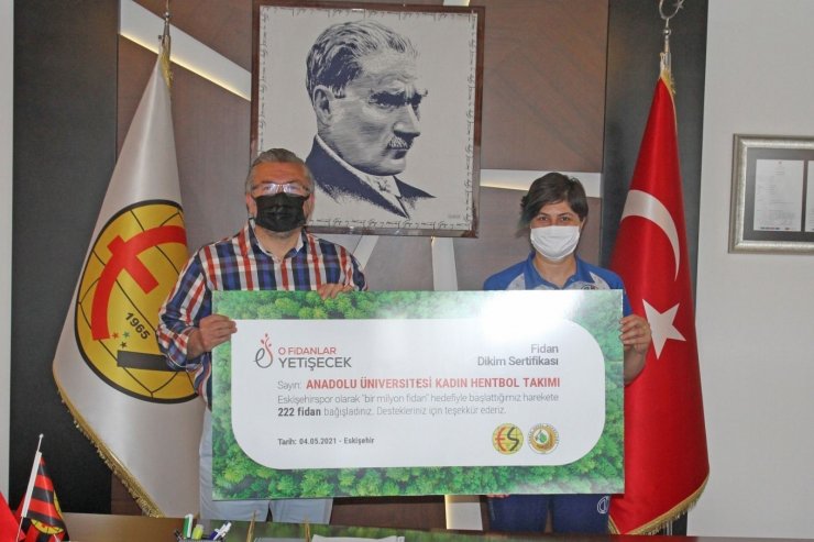 Eskişehirspor’un fidan kampanyasına destekler devam ediyor