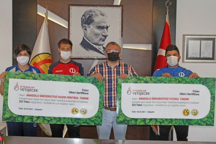 Eskişehirspor’un fidan kampanyasına destekler devam ediyor