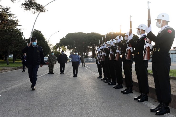 Bakan Akar: “Orada yuvalanan teröristler nedeniyle Irak’ın kuzeyinde olduğumuzu herkesin bilmesi lazım”