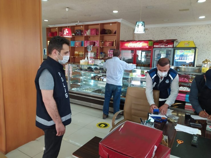 Zabıta ekipleri denetimlerini sürdürüyor