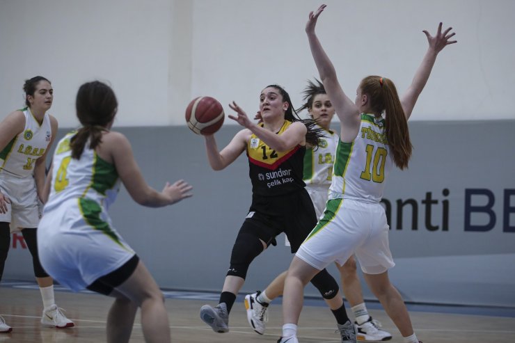 Bellona Kayseri Basketbol çeyrek finalde