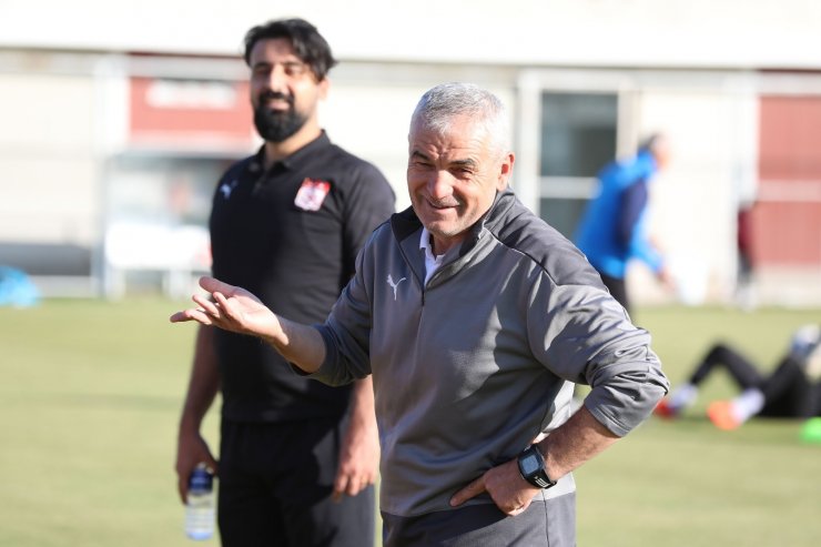 Rıza Çalımbay’ın hedefi rekor kırmak